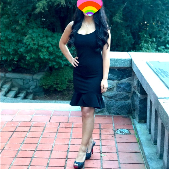 Dresses & Skirts - Little Black Dress